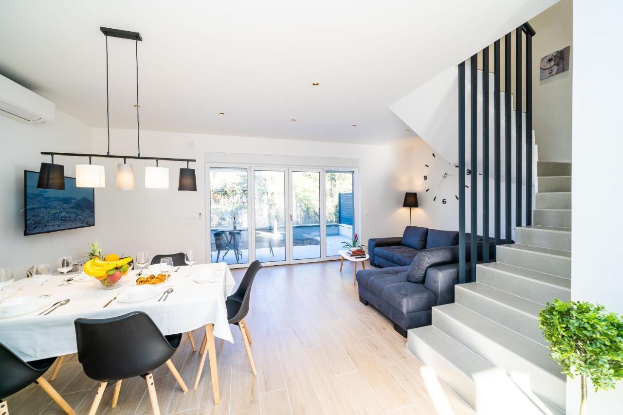 Apartment 'Holiday Above Dubrovnik' Esterno foto
